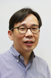 Professor Ui-Cheol Shin